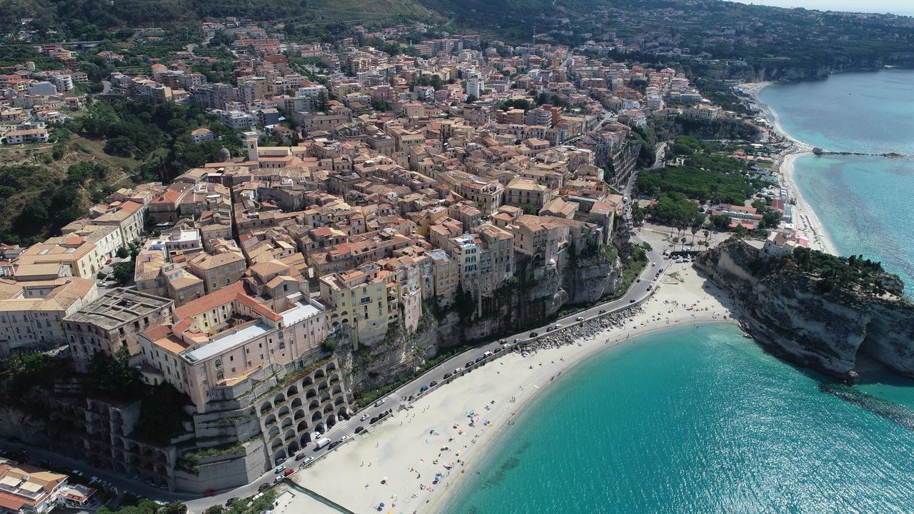 A Casa di Alessandro Tropea Bagian luar foto